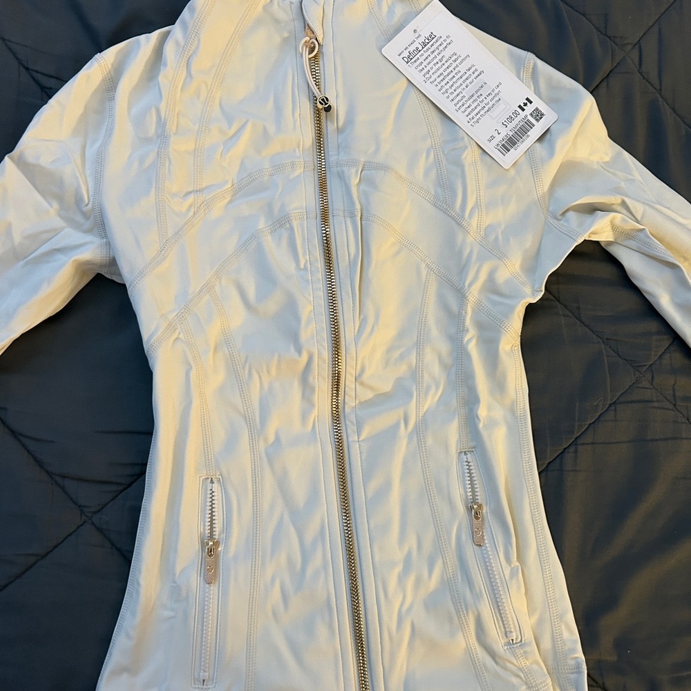Lululemon define Jacket - Picture 2 of 7